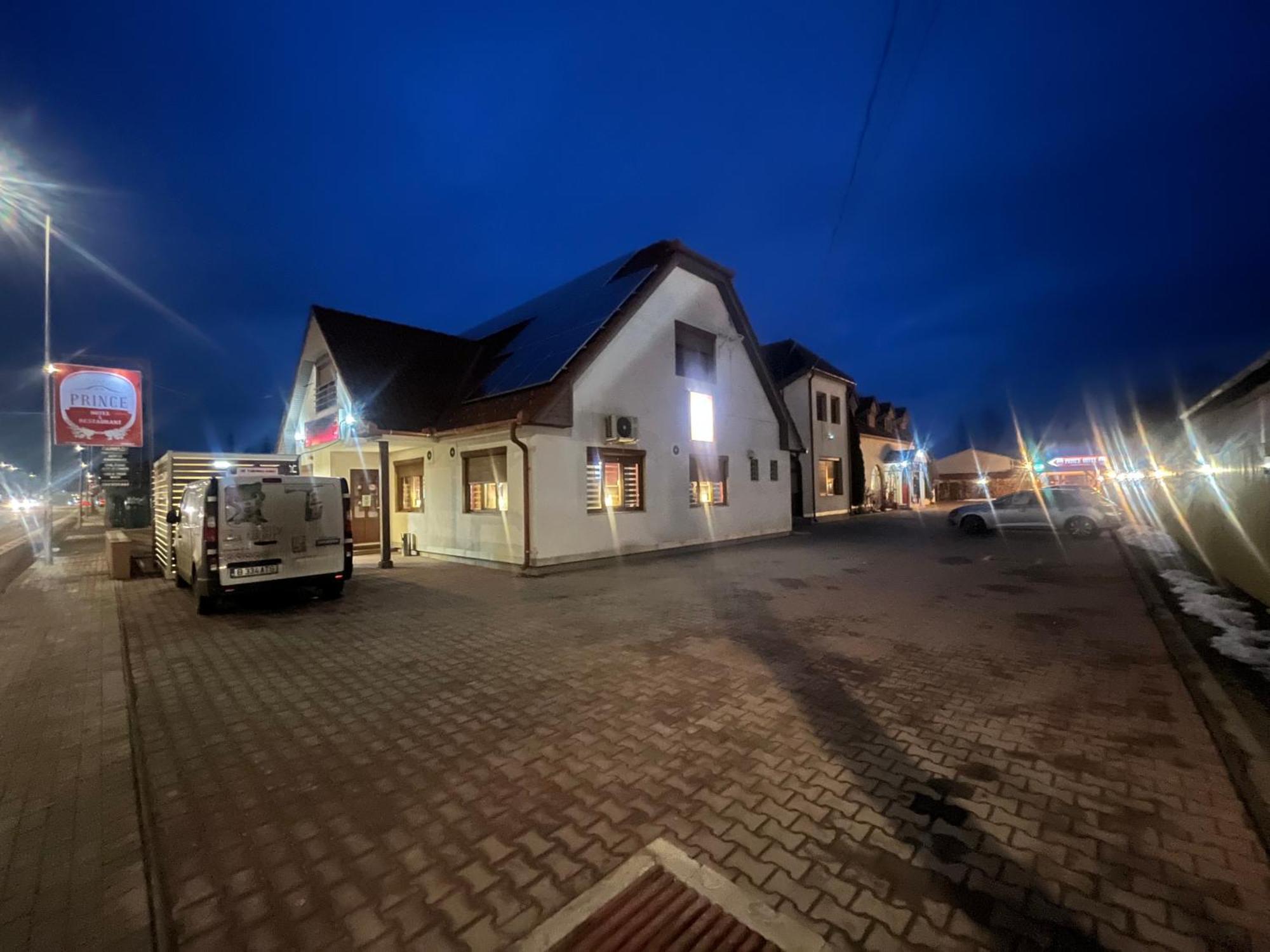 Prince Hotel Miercurea Ciuc Bagian luar foto