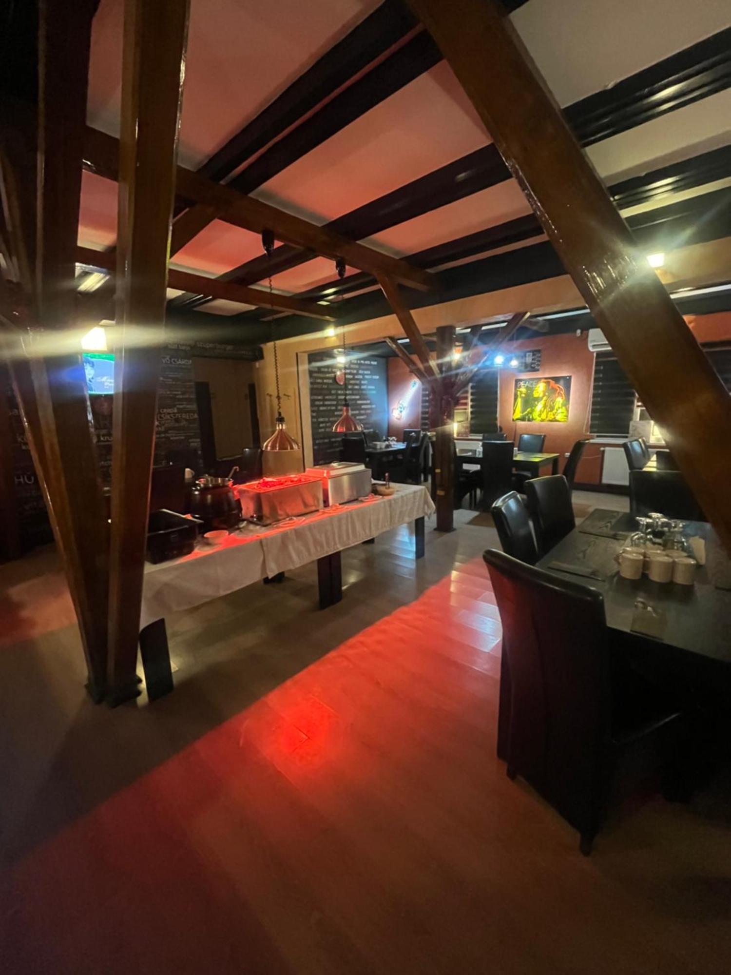 Prince Hotel Miercurea Ciuc Bagian luar foto