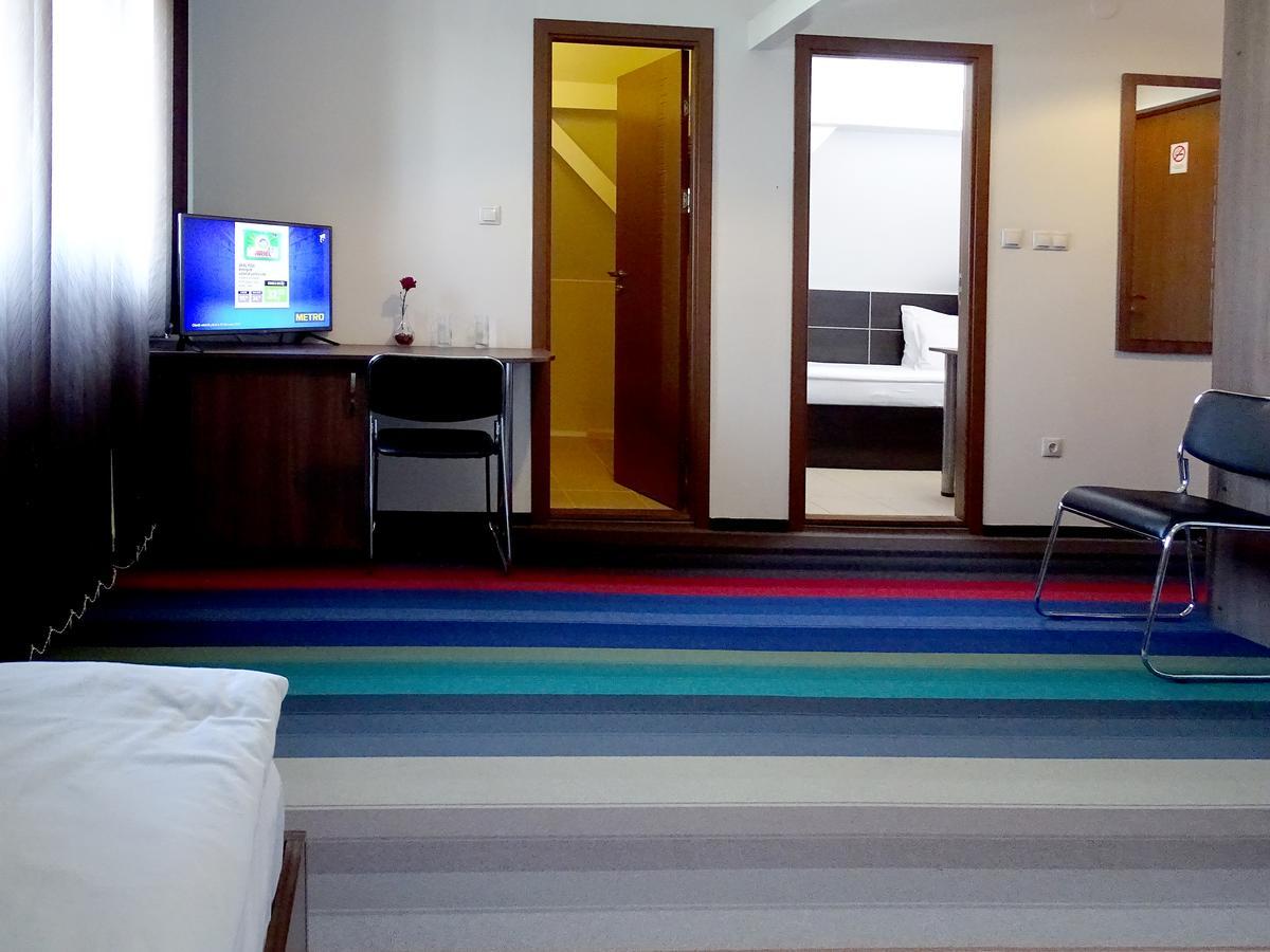 Prince Hotel Miercurea Ciuc Bagian luar foto