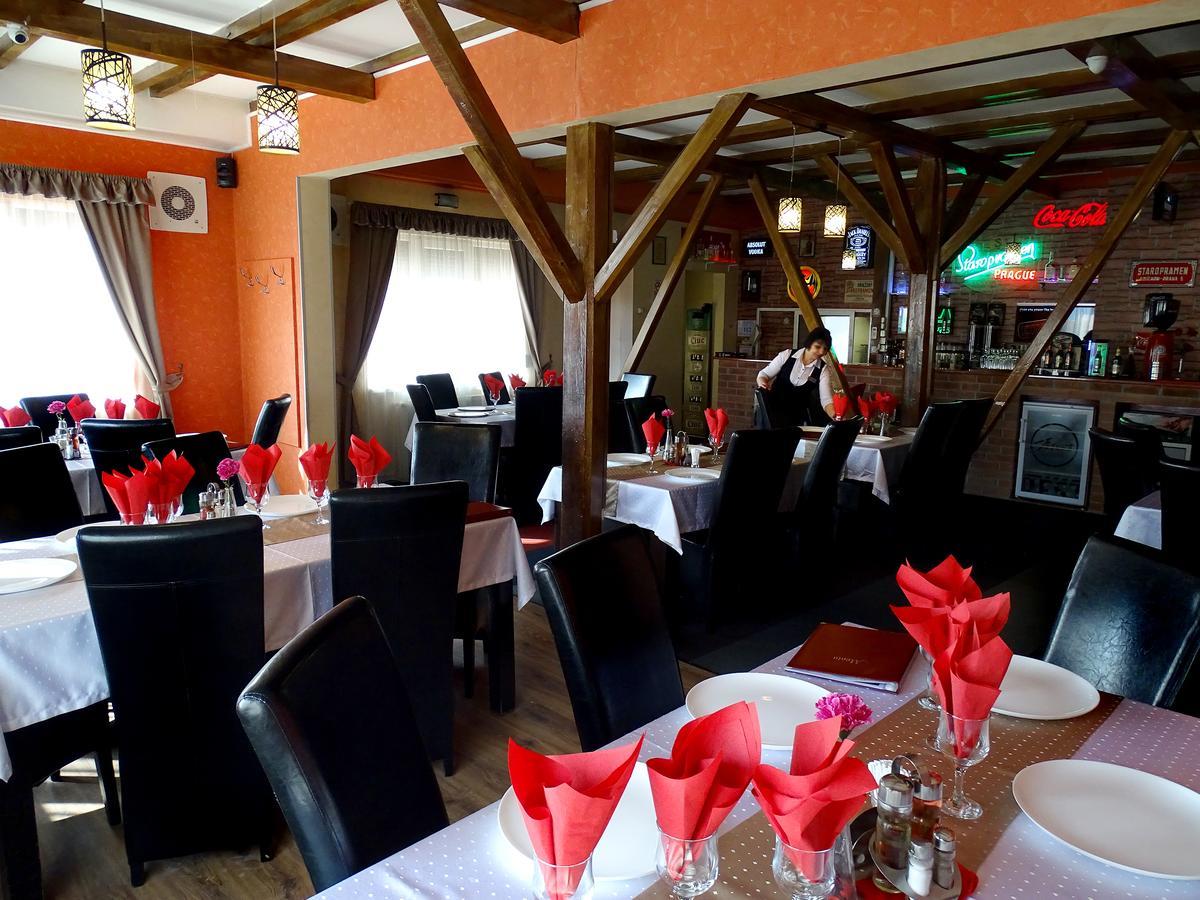 Prince Hotel Miercurea Ciuc Bagian luar foto