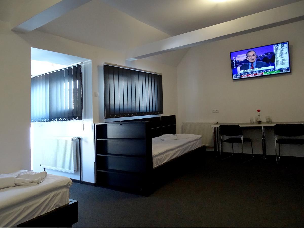 Prince Hotel Miercurea Ciuc Bagian luar foto
