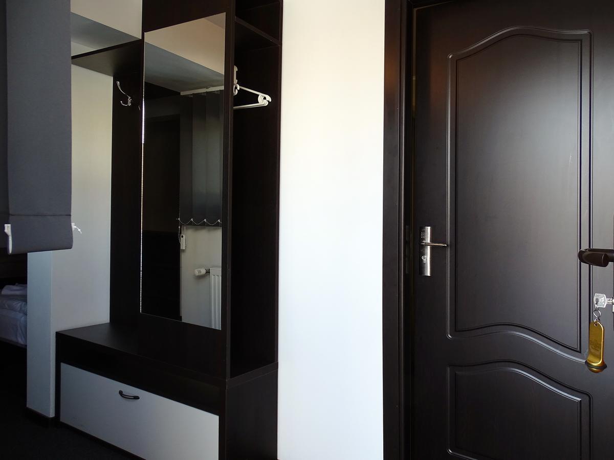 Prince Hotel Miercurea Ciuc Bagian luar foto