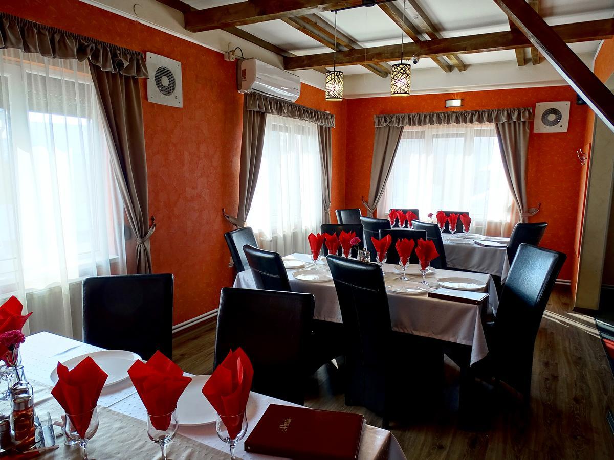 Prince Hotel Miercurea Ciuc Bagian luar foto
